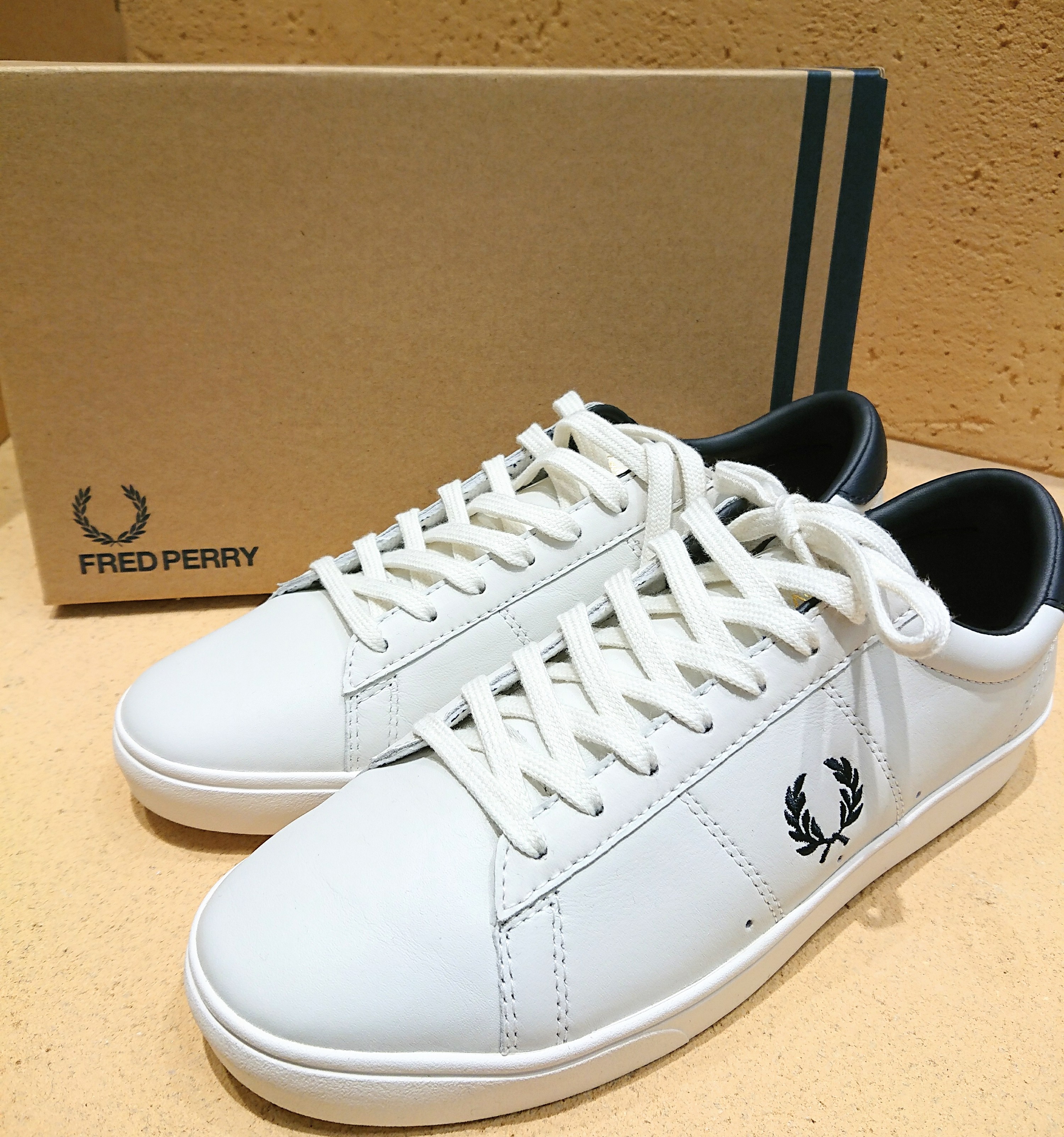 新入荷 Fred Perry フレッドペリー スニーカー ボワール インターナショナル Voir International